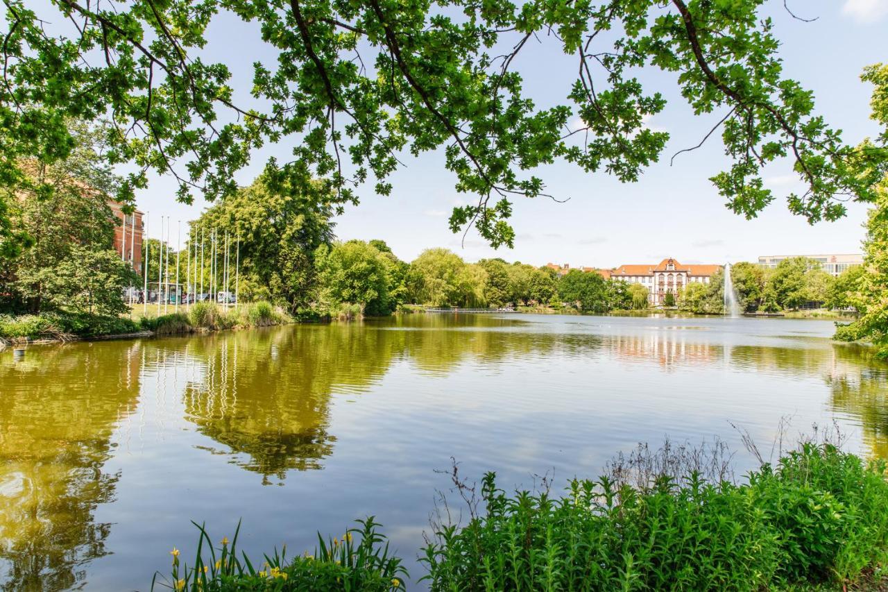 Apartment Alles Neu: 1-zi Zentral Am Exerzierpl. 24h-checkin *